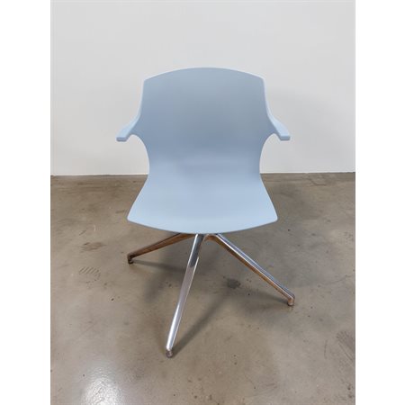 CHAISE FRILL BASE PYRAMIDALE AZUR